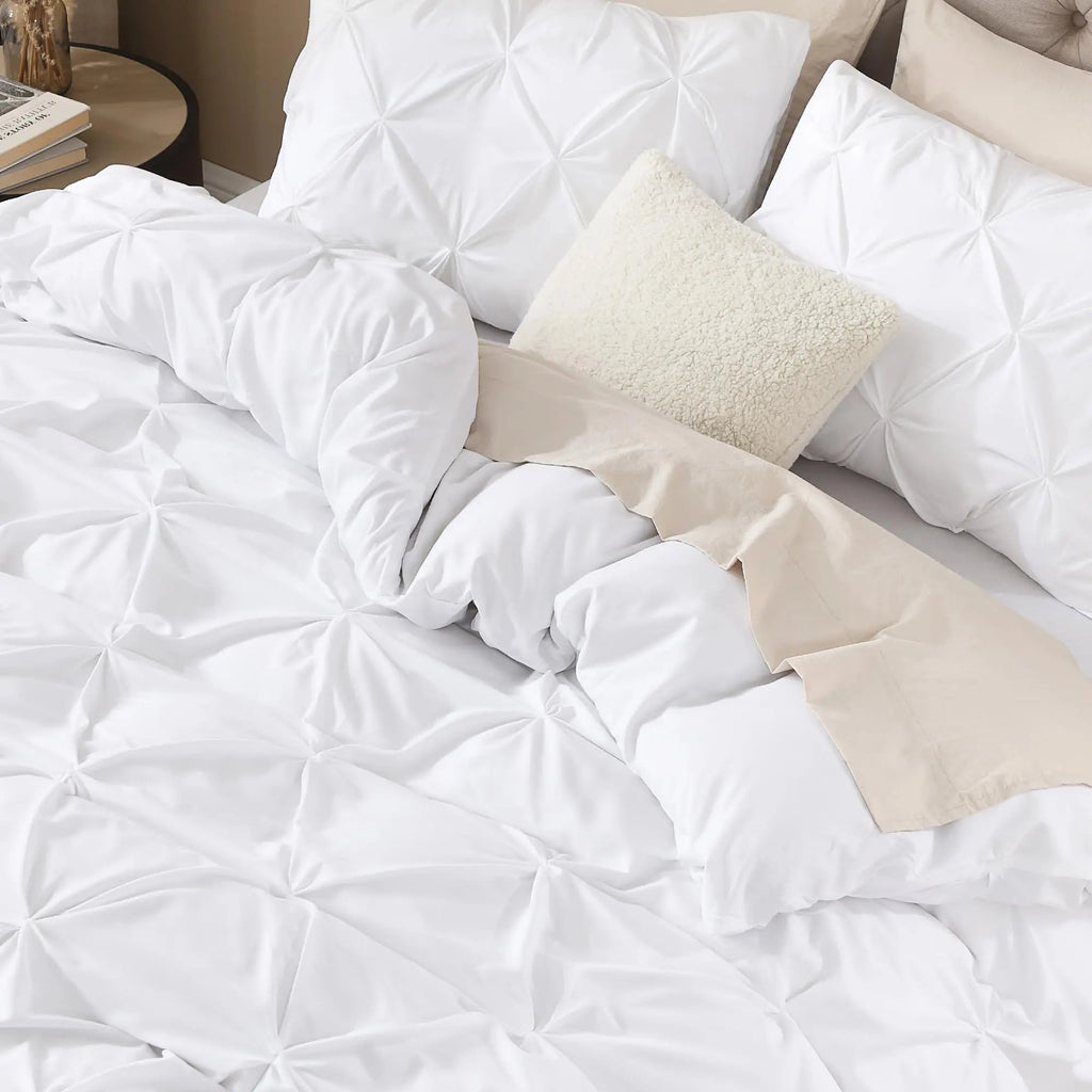 Pinch Pleated Duvet Cover Set
