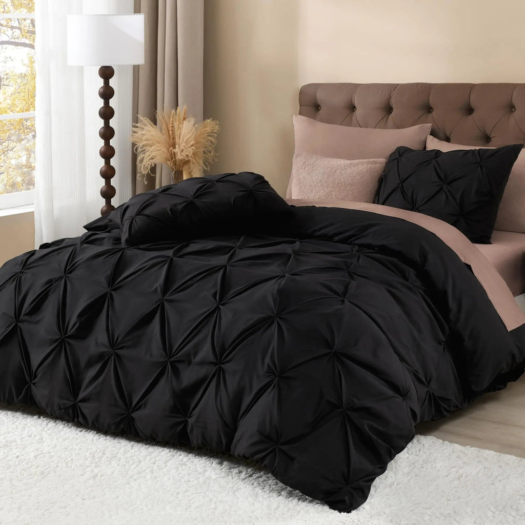 Pinch Pleated Duvet Cover Set