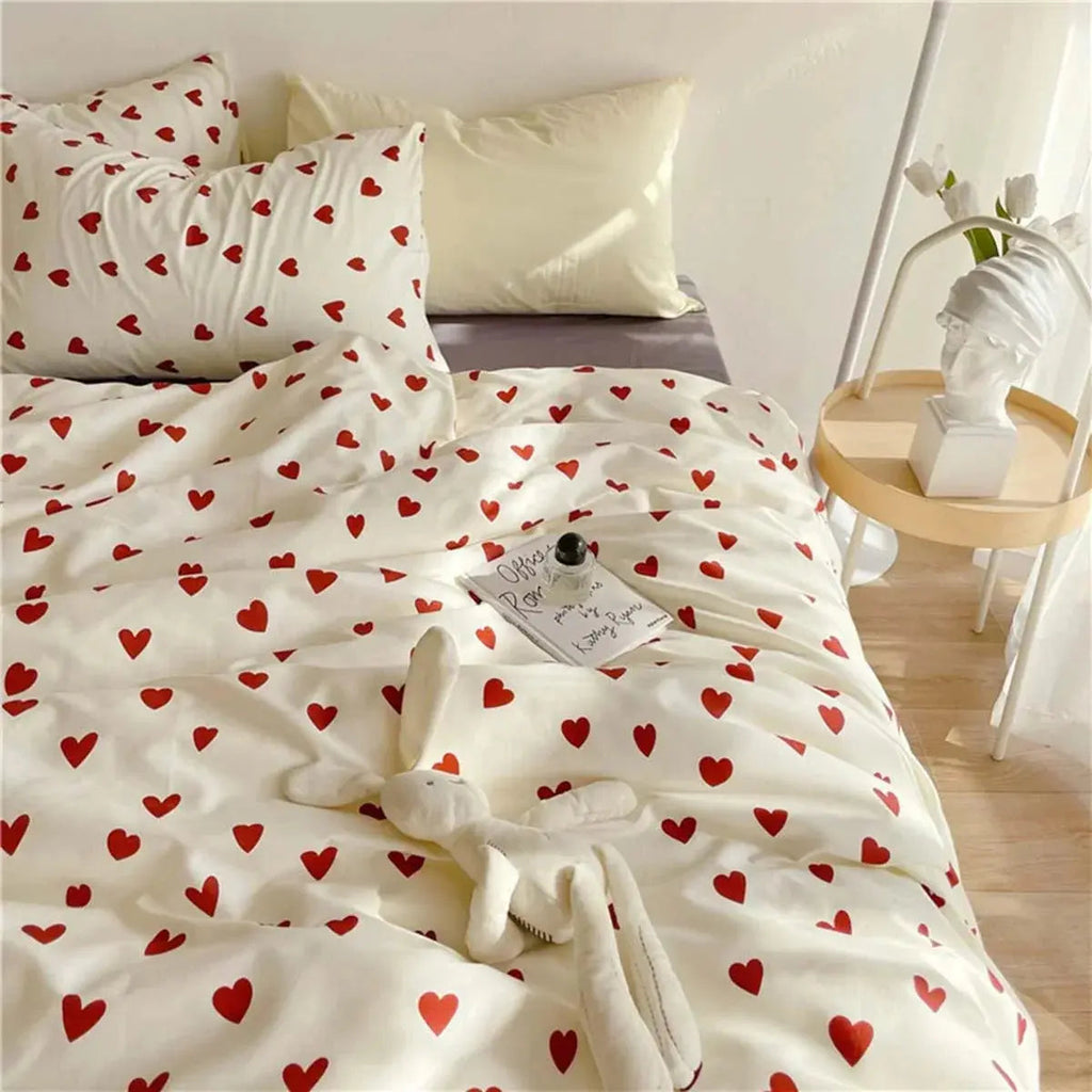 Korean Heart Bedding Set (4 Pcs)