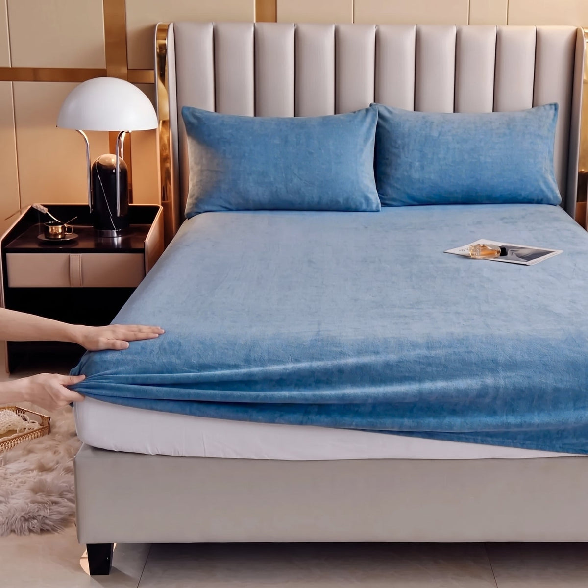 Plush Velvet Thermal Mattress Cover