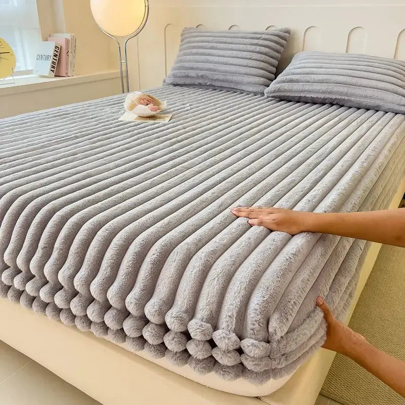Faux Fur Fitted Bed Sheet