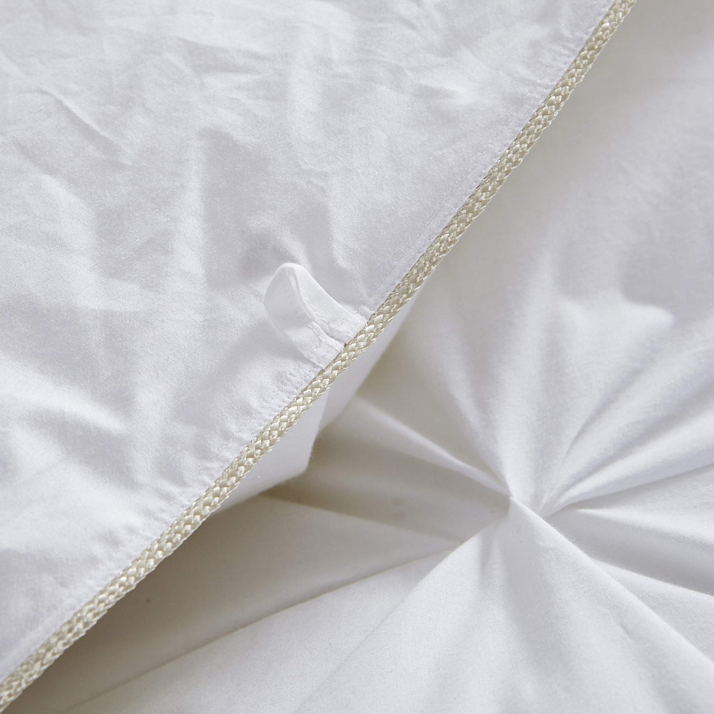 Goose Down Pinch Pleat Comforter
