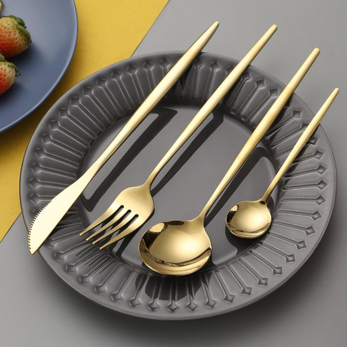 Stainless Steel Cutlery Set (16 Pcs)